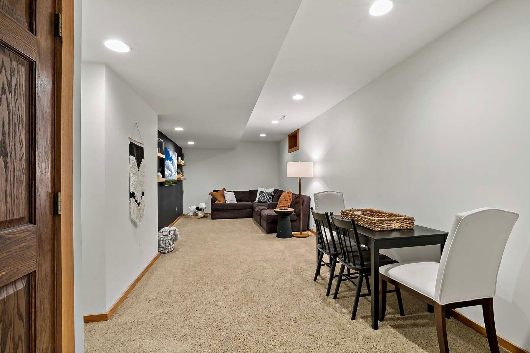 96 Castle Ridge Court