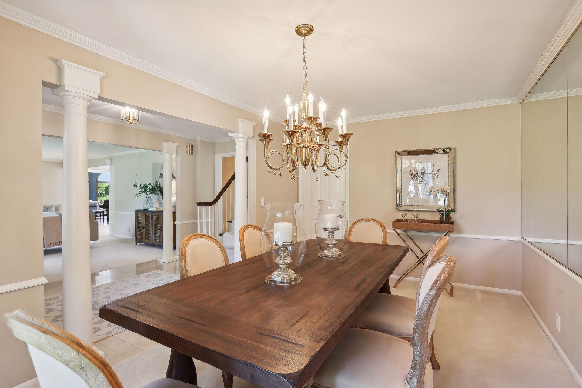 5637 Interlachen Circle