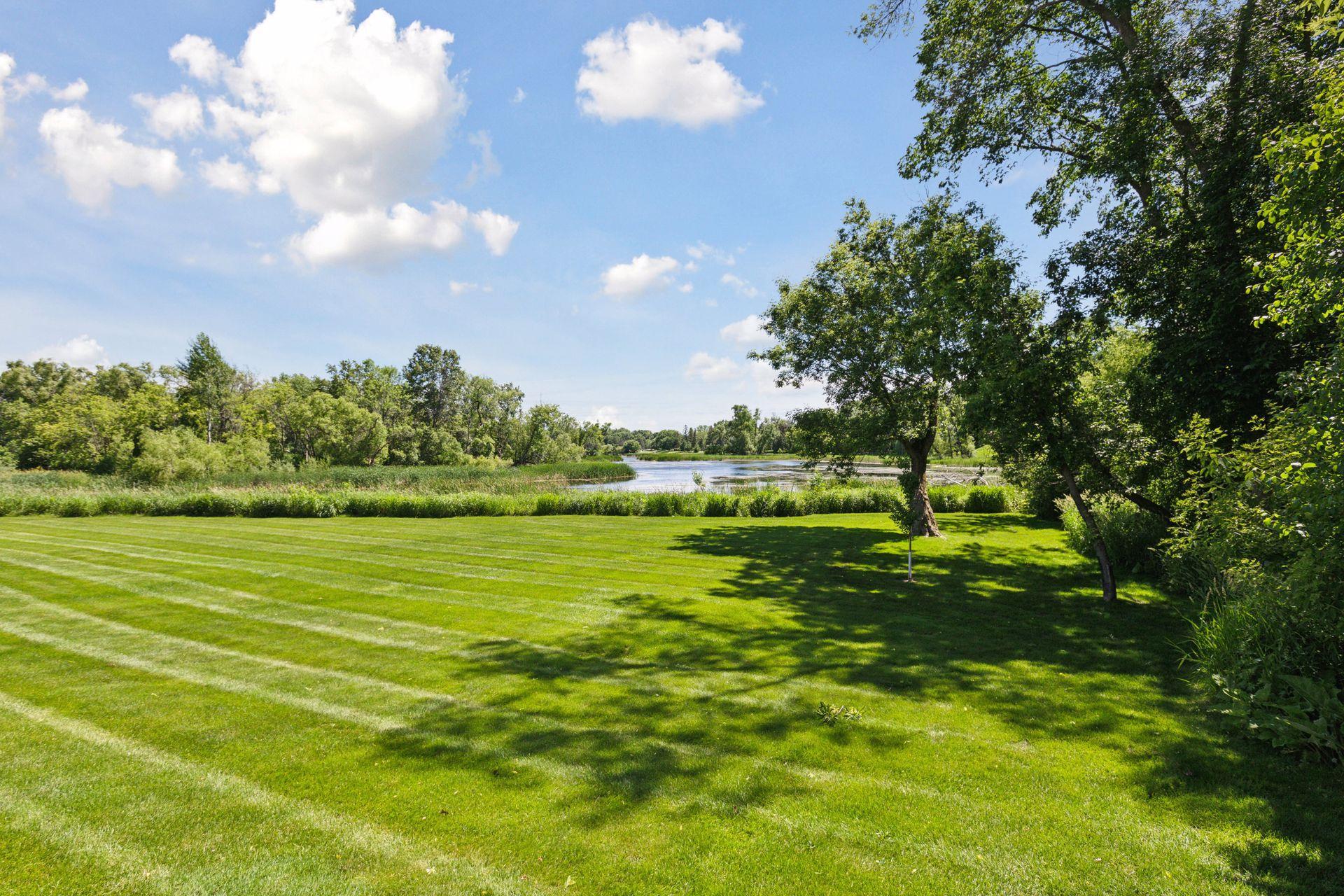 5637 Interlachen Circle