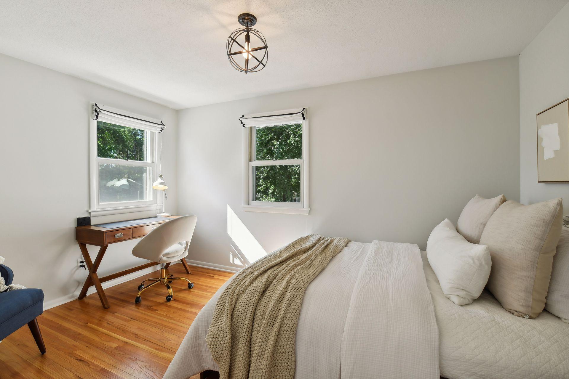 6216 Meadowbrook Boulevard