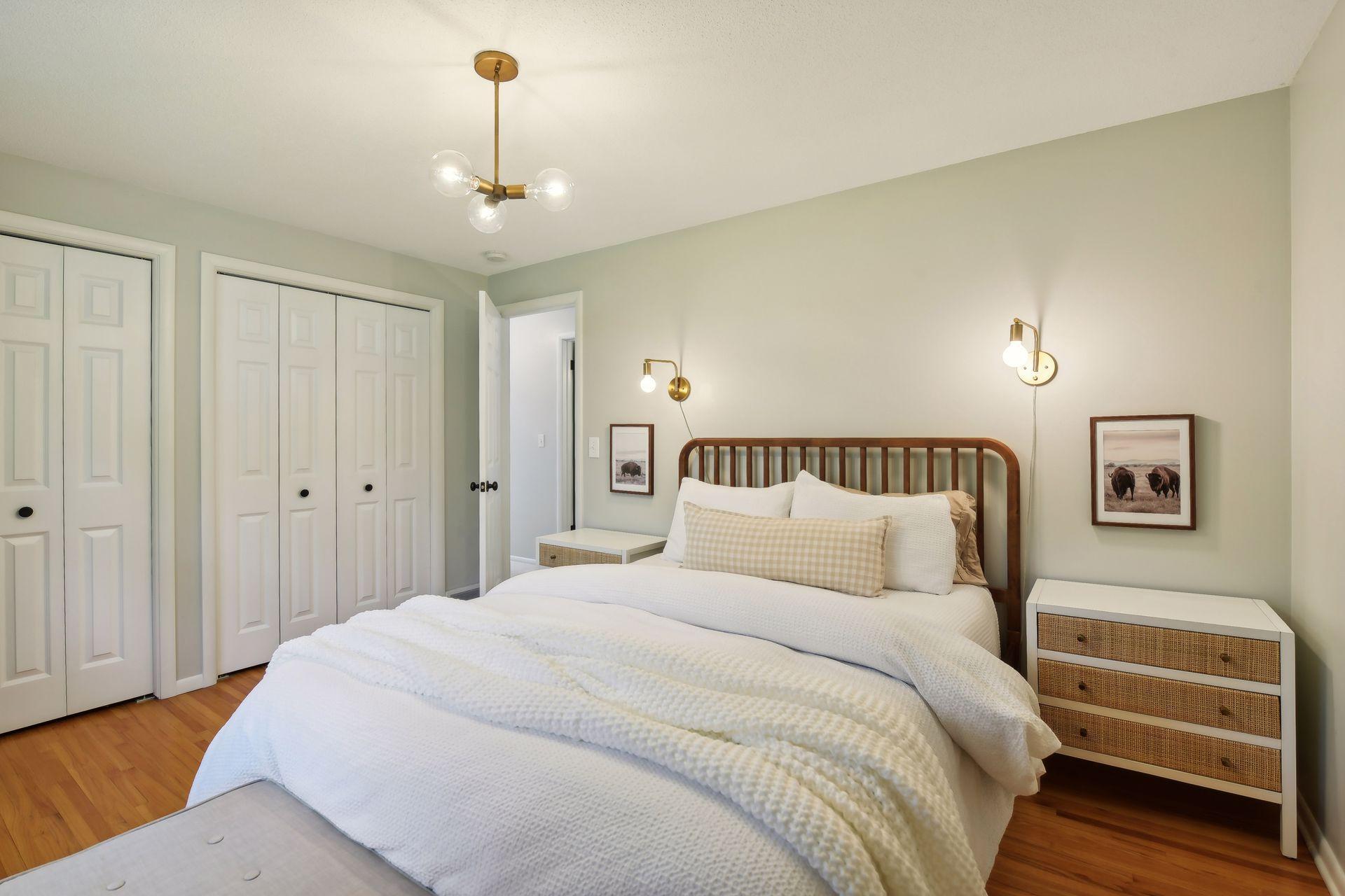 6216 Meadowbrook Boulevard