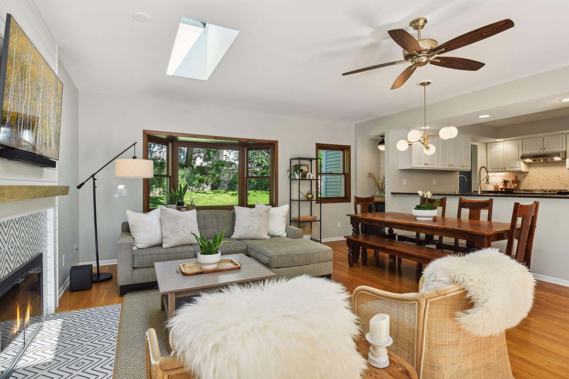 6216 Meadowbrook Boulevard