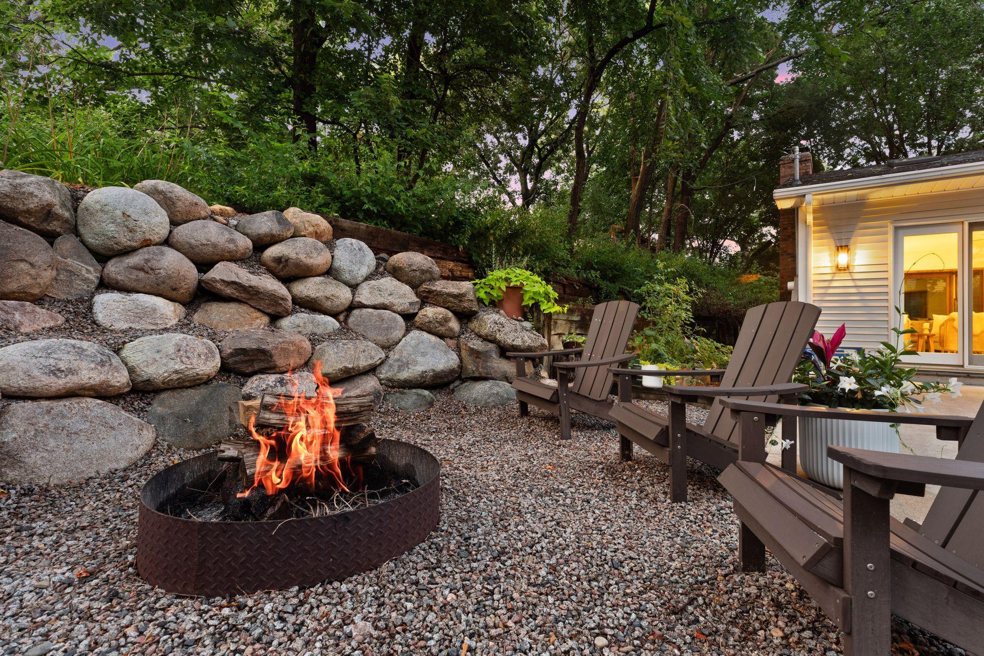 6216 Meadowbrook Boulevard