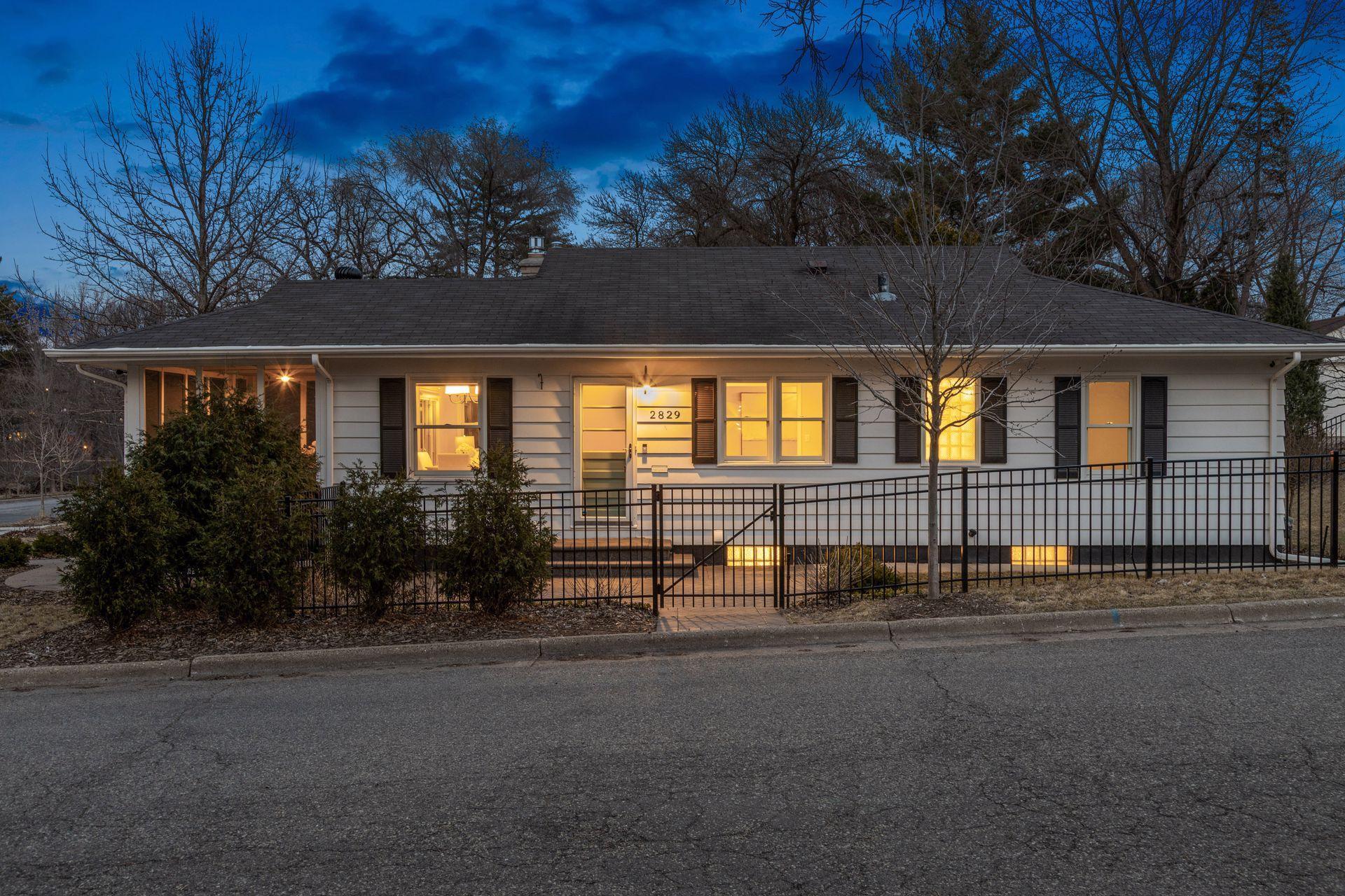 2829 W 54th Street
