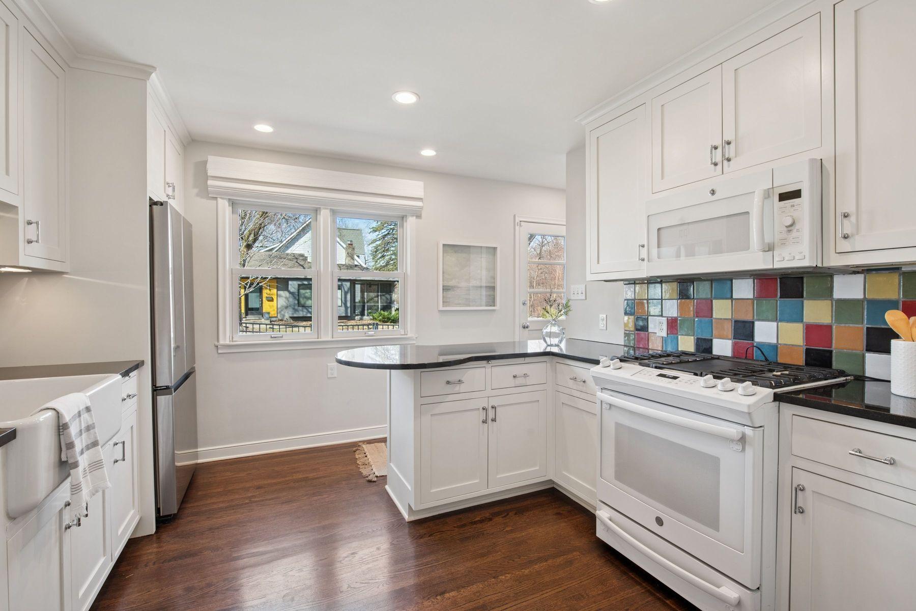 2829 W 54th Street
