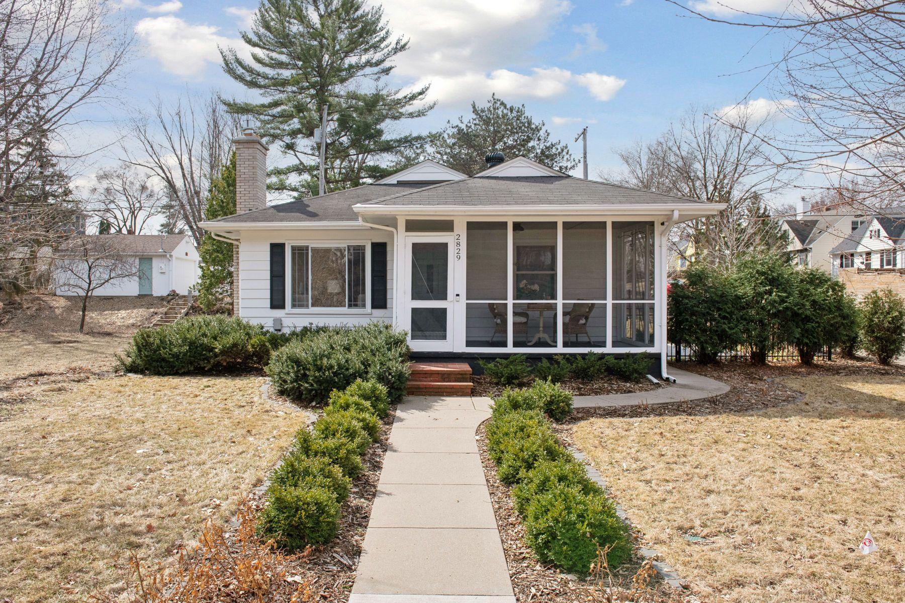 2829 W 54th Street