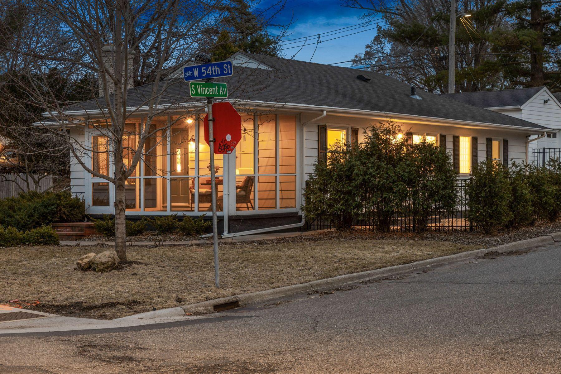 2829 W 54th Street