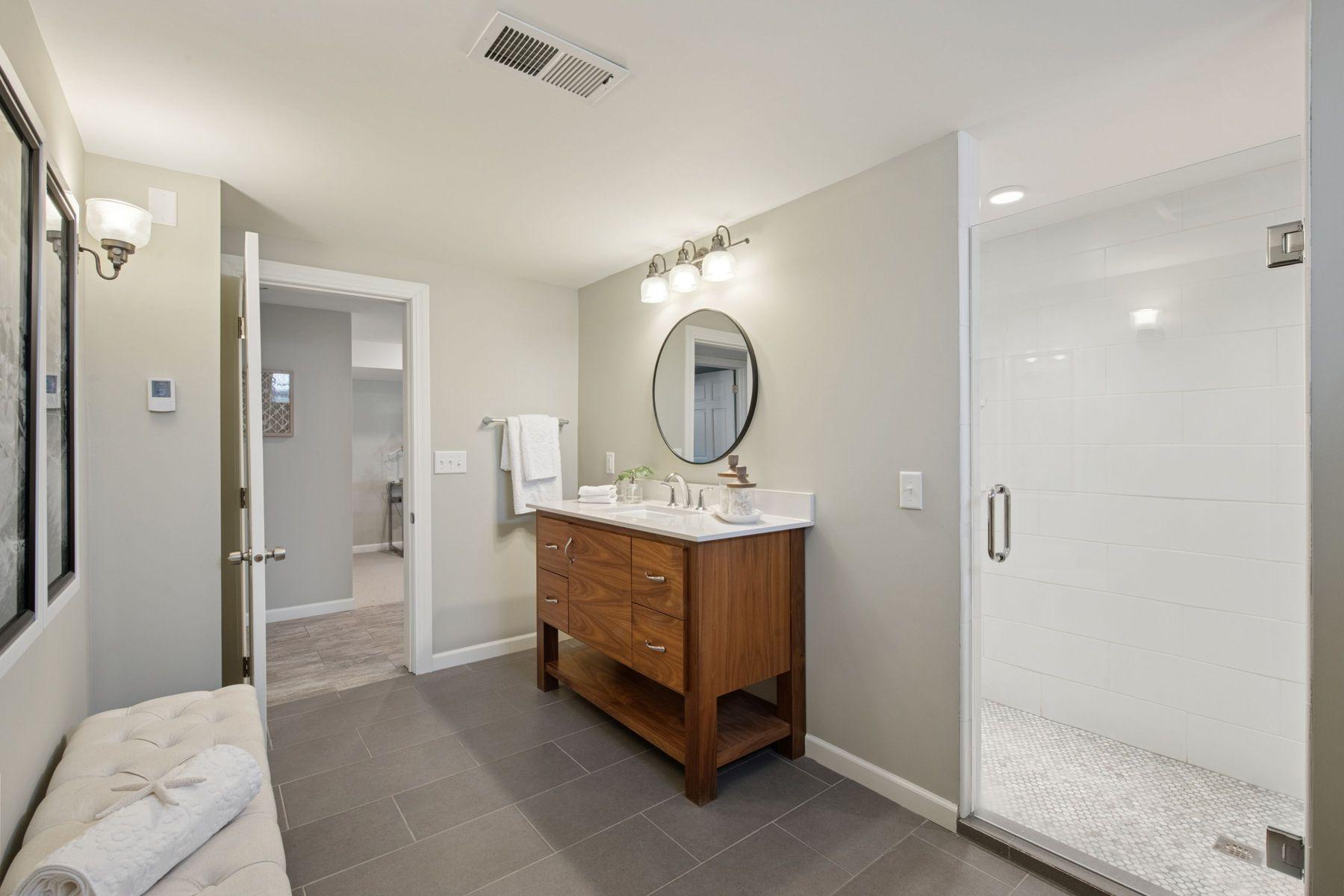 2829 W 54th Street