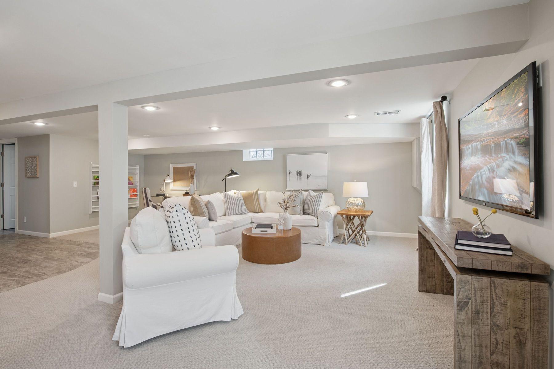 2829 W 54th Street