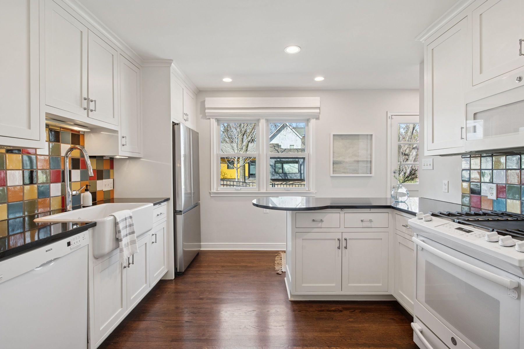2829 W 54th Street