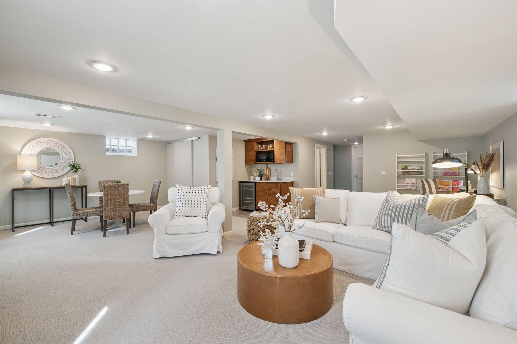 2829 W 54th Street