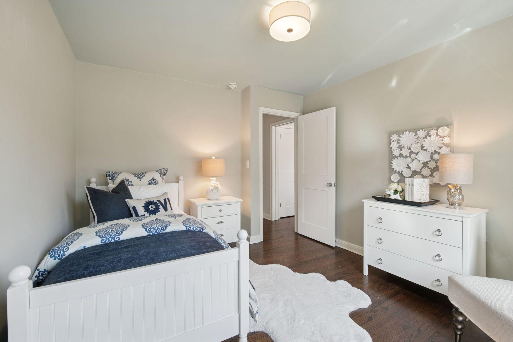 2829 W 54th Street