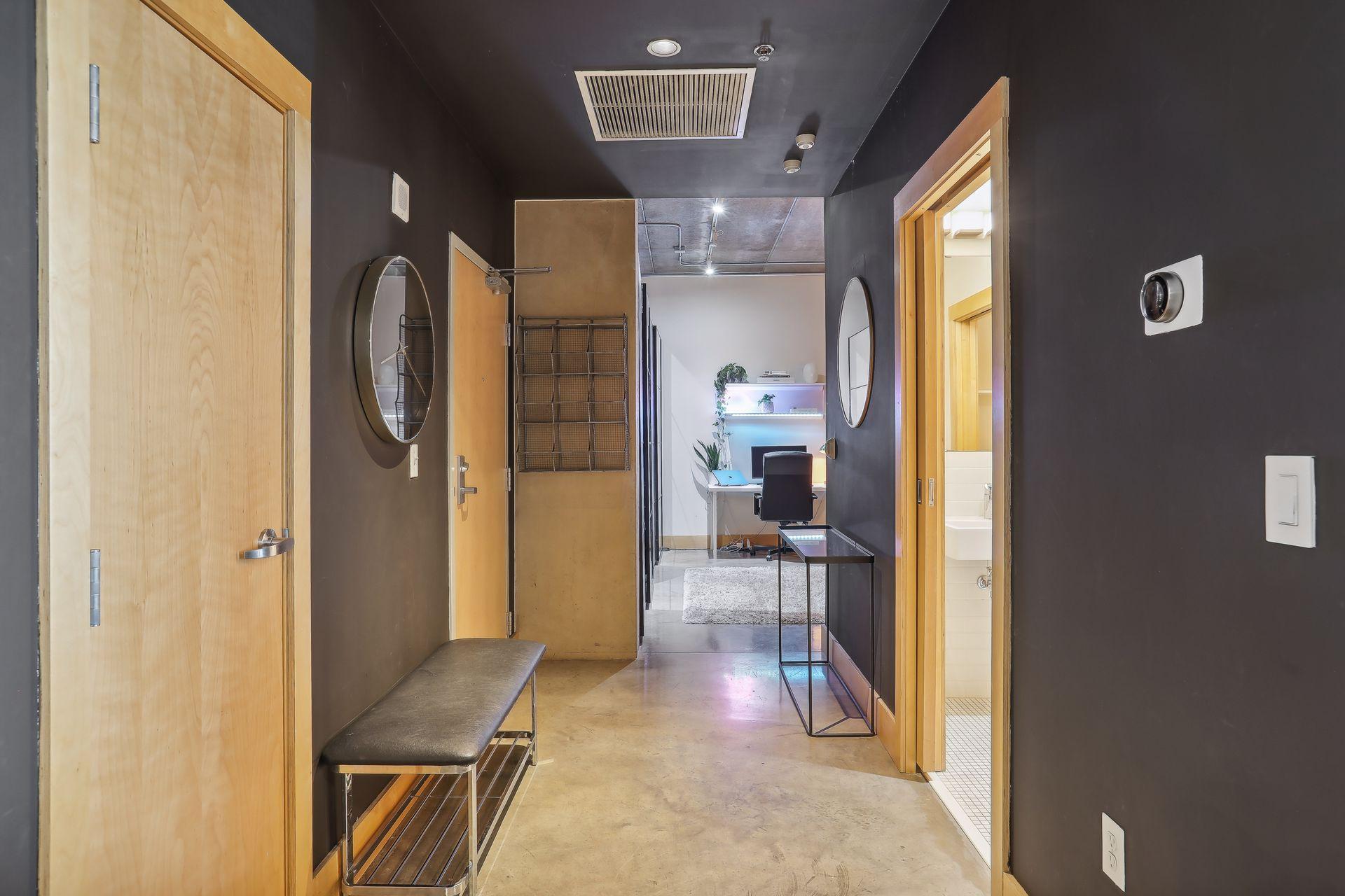 345 6th Avenue N Unit: 201