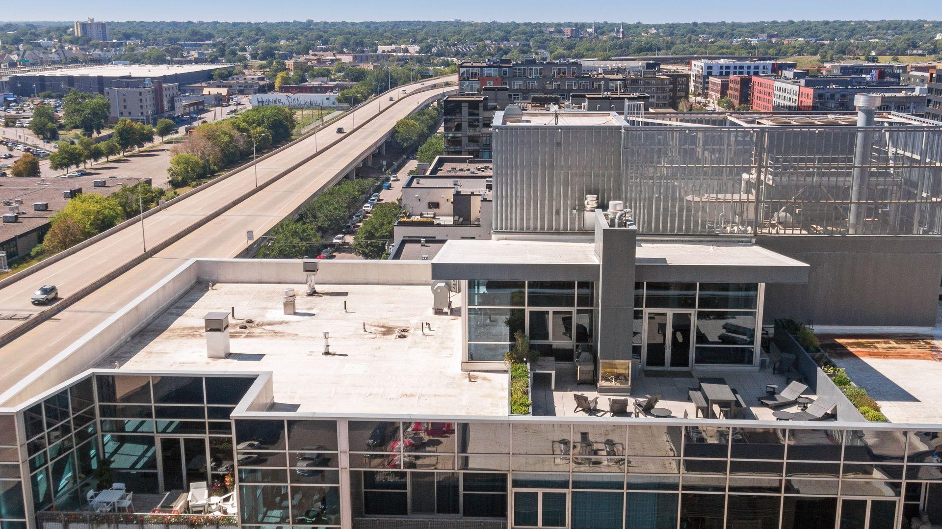 345 6th Avenue N Unit: 201