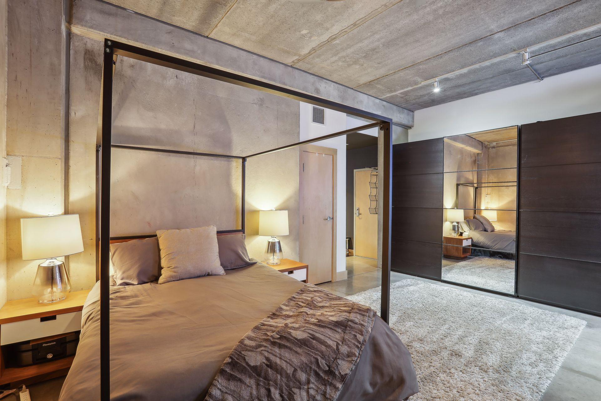 345 6th Avenue N Unit: 201