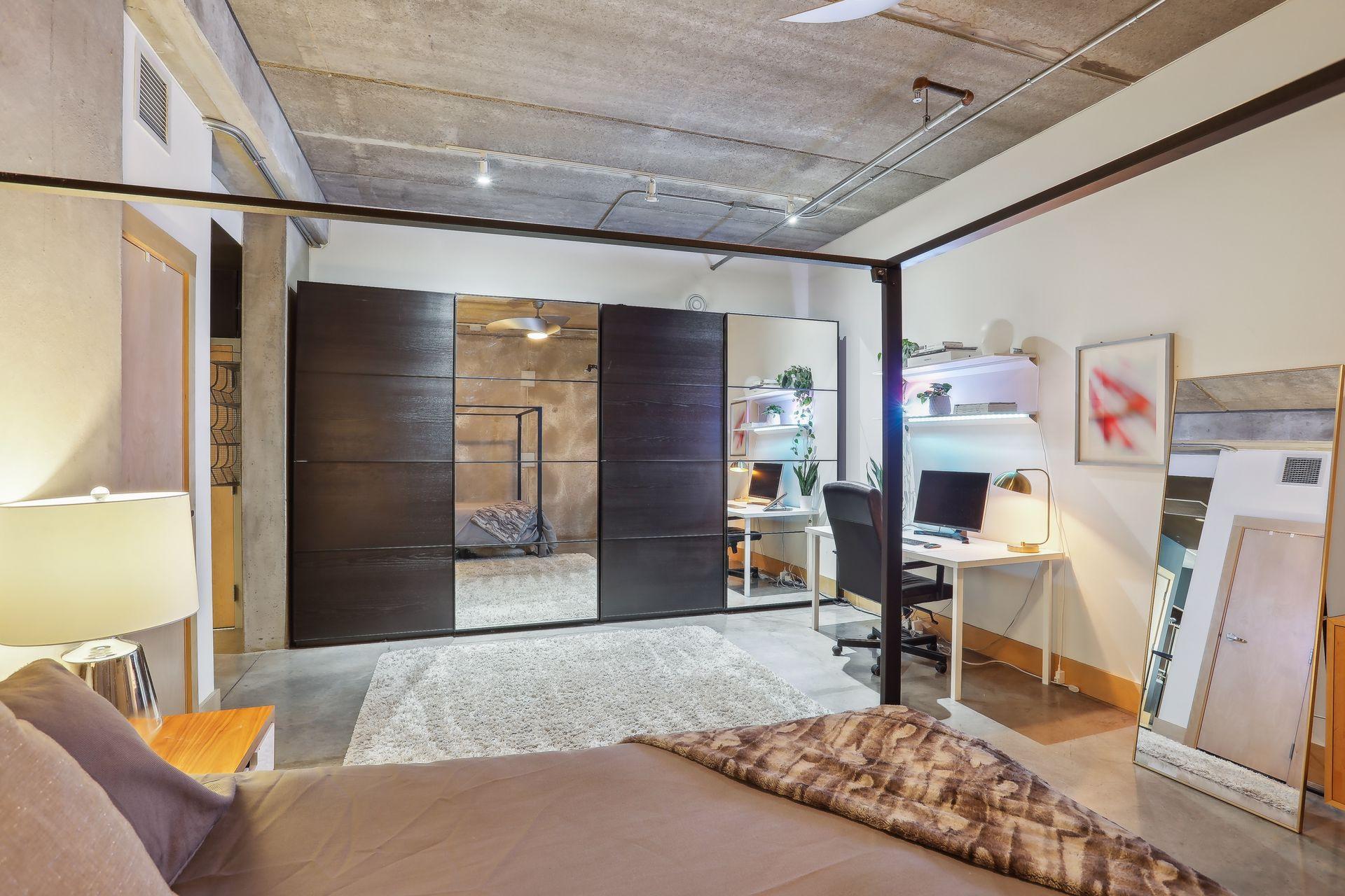 345 6th Avenue N Unit: 201