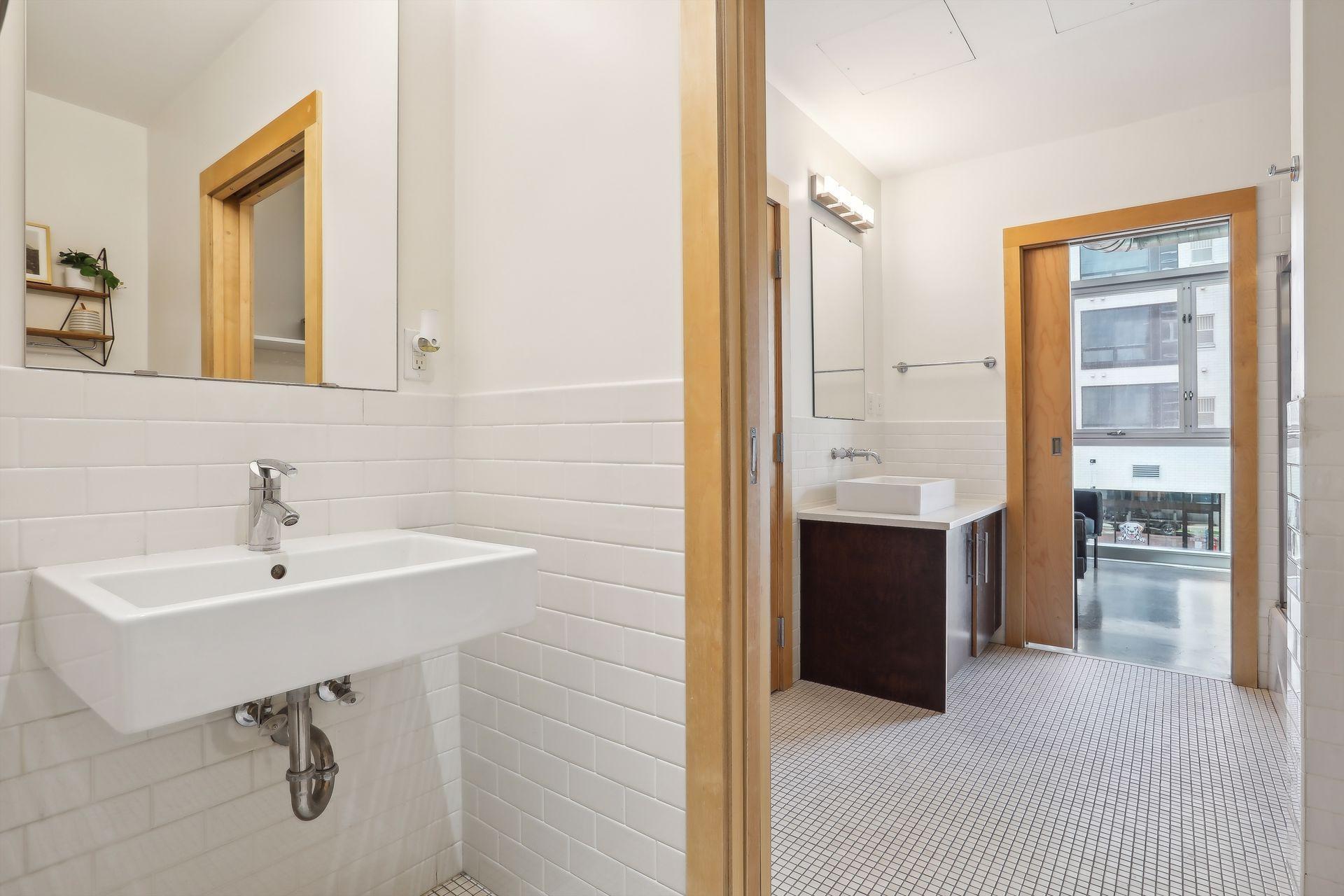 345 6th Avenue N Unit: 201