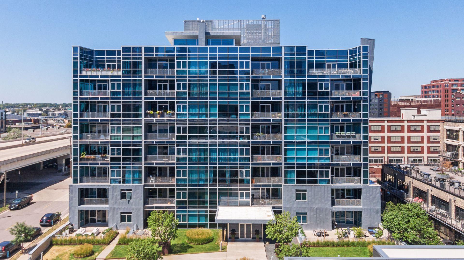 345 6th Avenue N Unit: 201