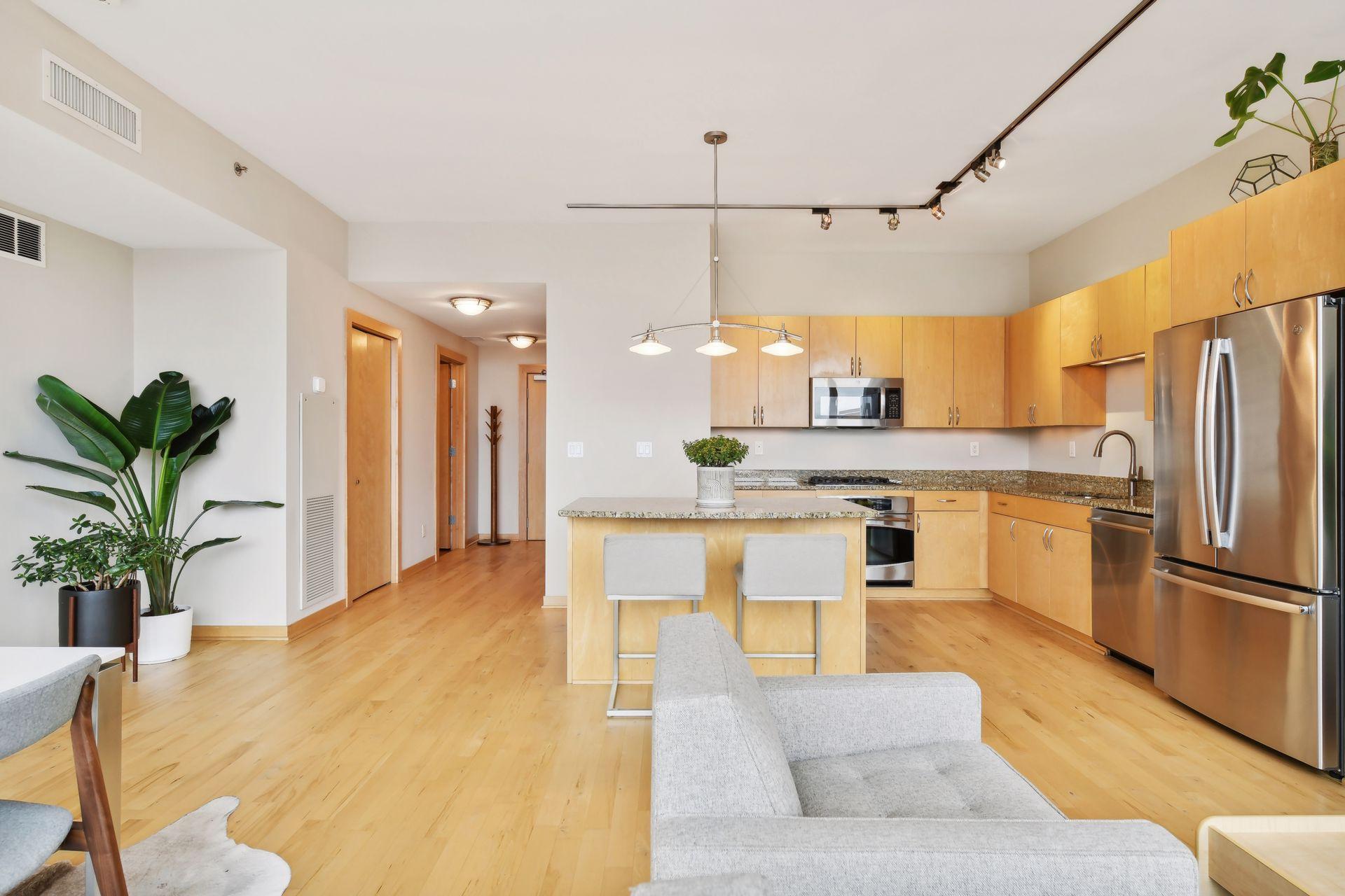 215 10th Avenue S Unit: 534