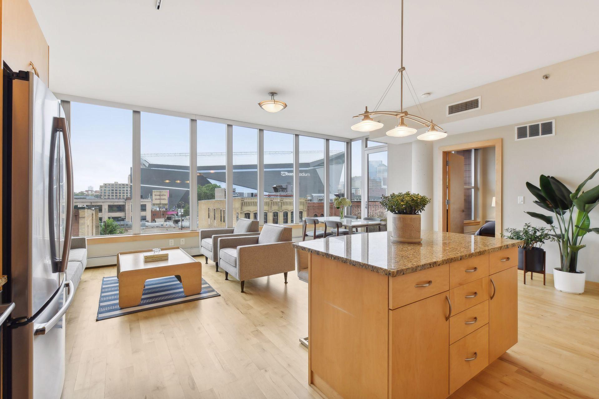 215 10th Avenue S Unit: 534