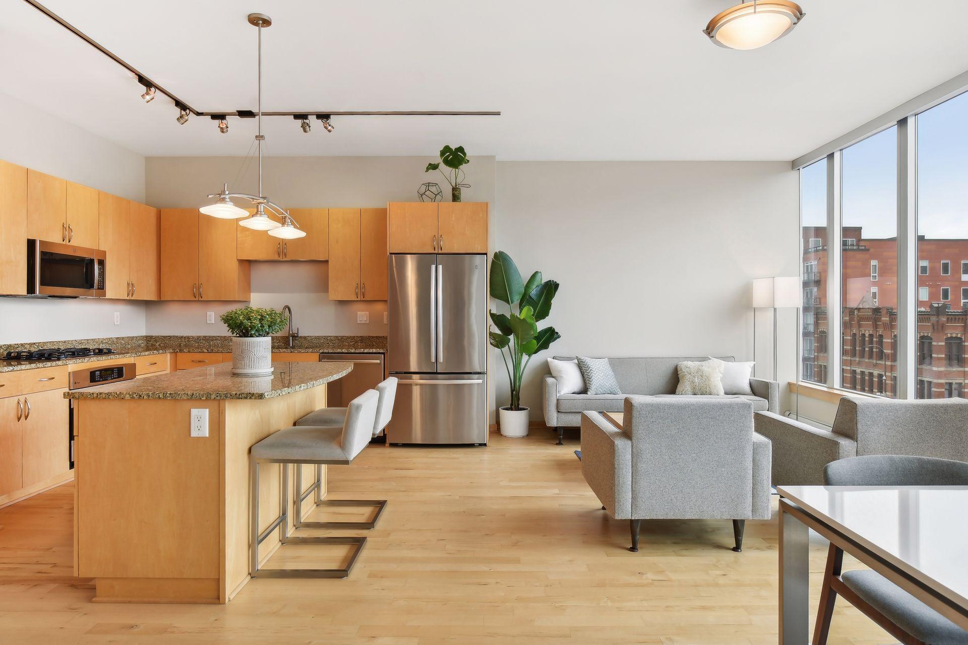 215 10th Avenue S Unit: 534