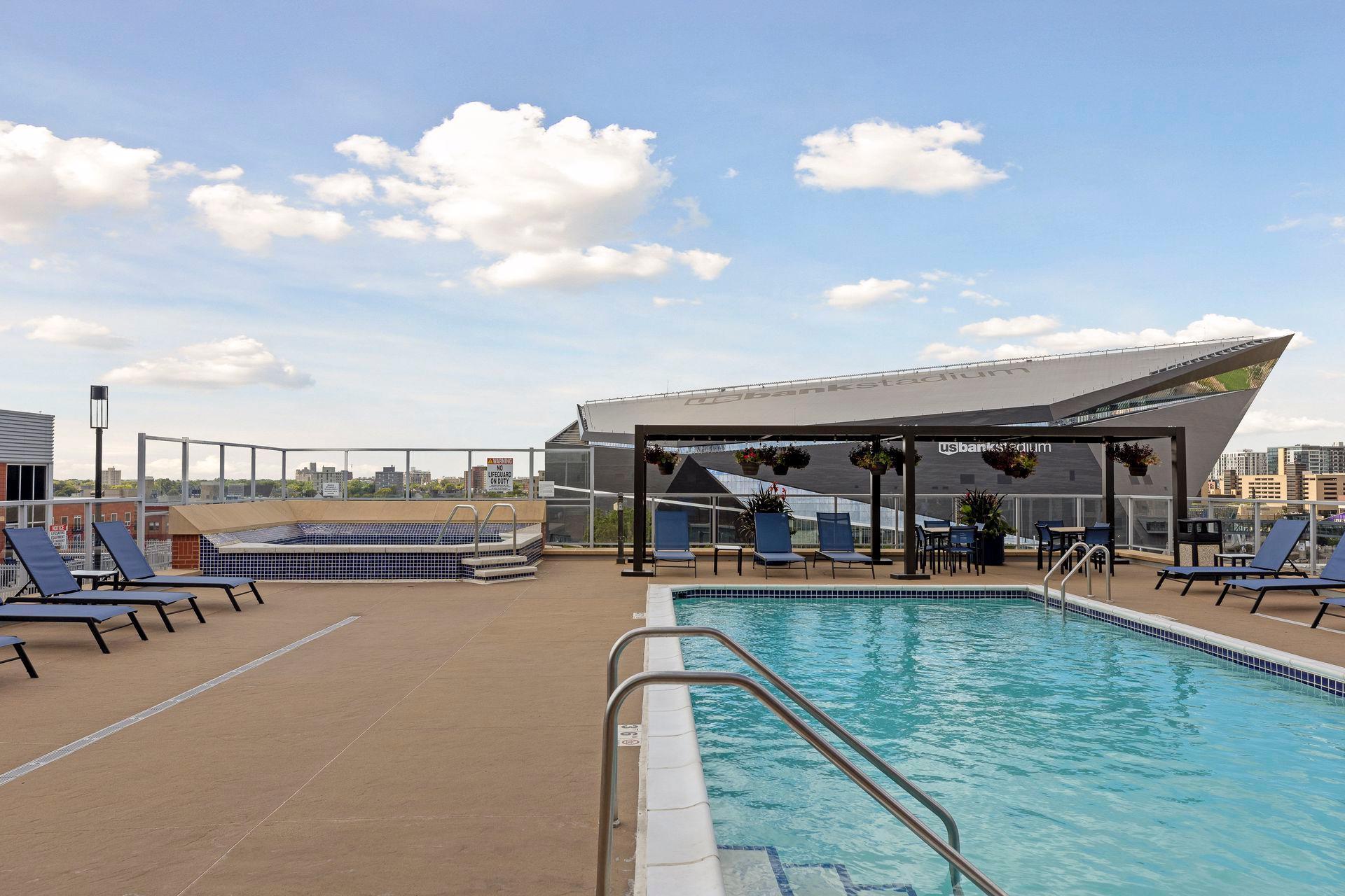 215 10th Avenue S Unit: 534