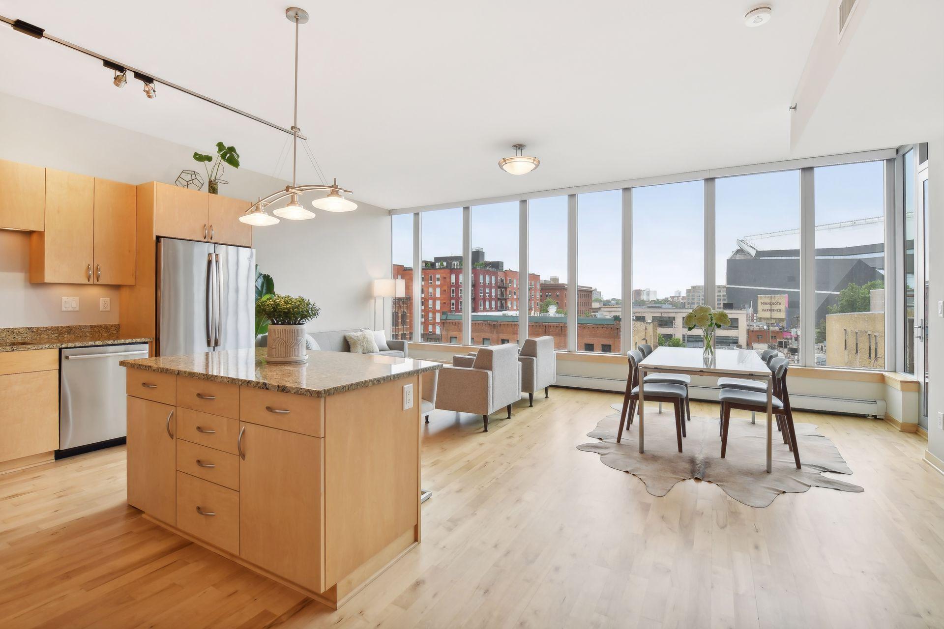 215 10th Avenue S Unit: 534