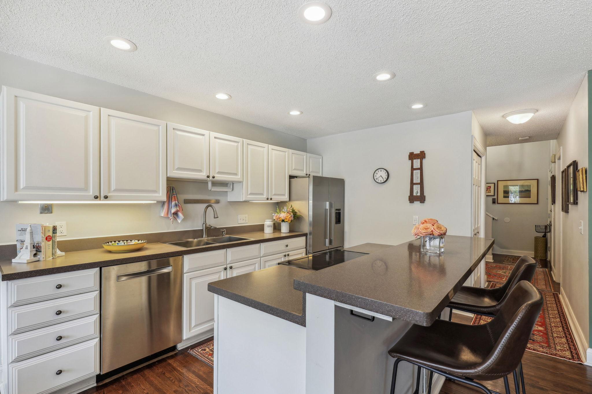 4232 Sheridan Avenue S