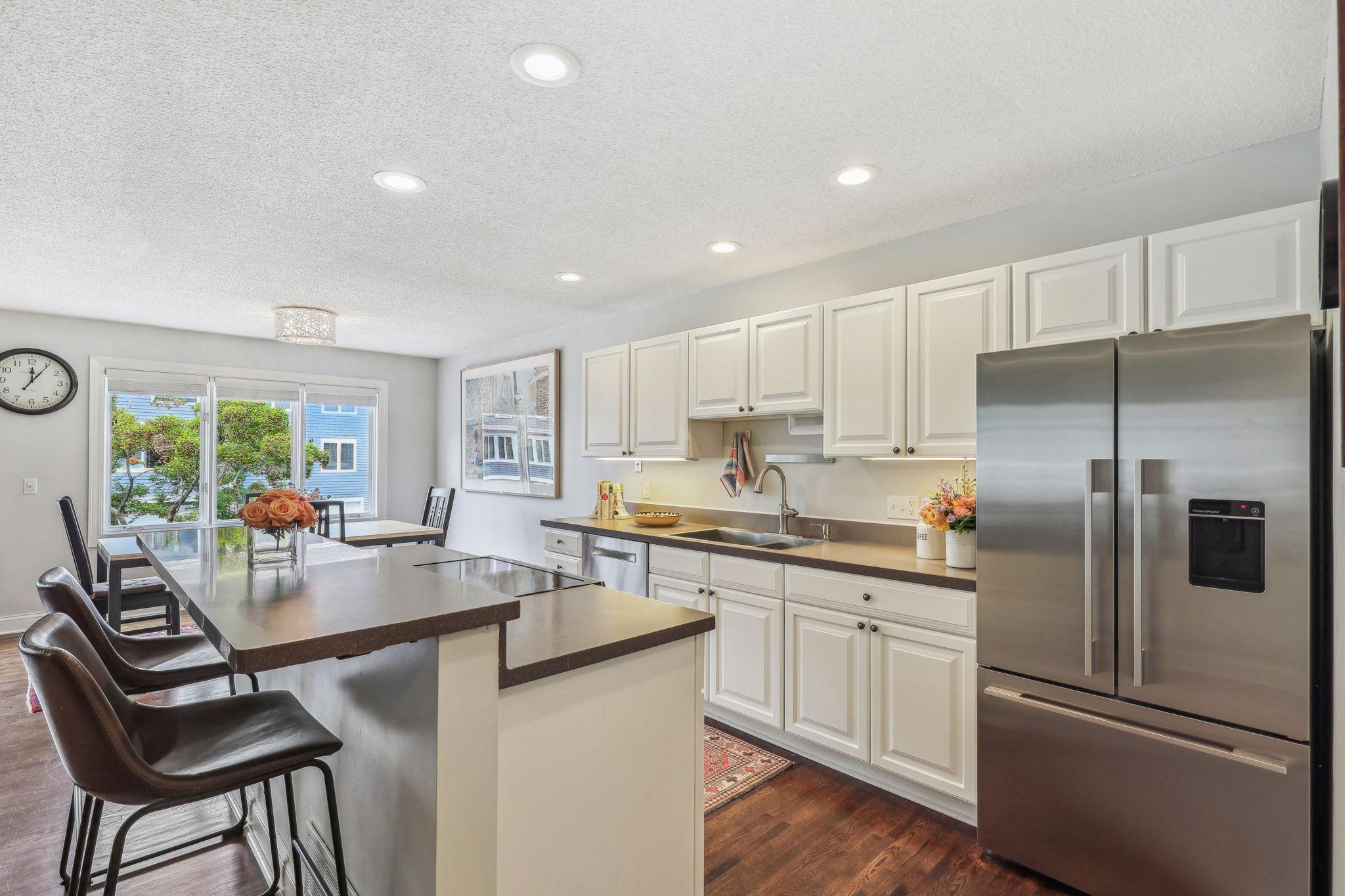 4232 Sheridan Avenue S