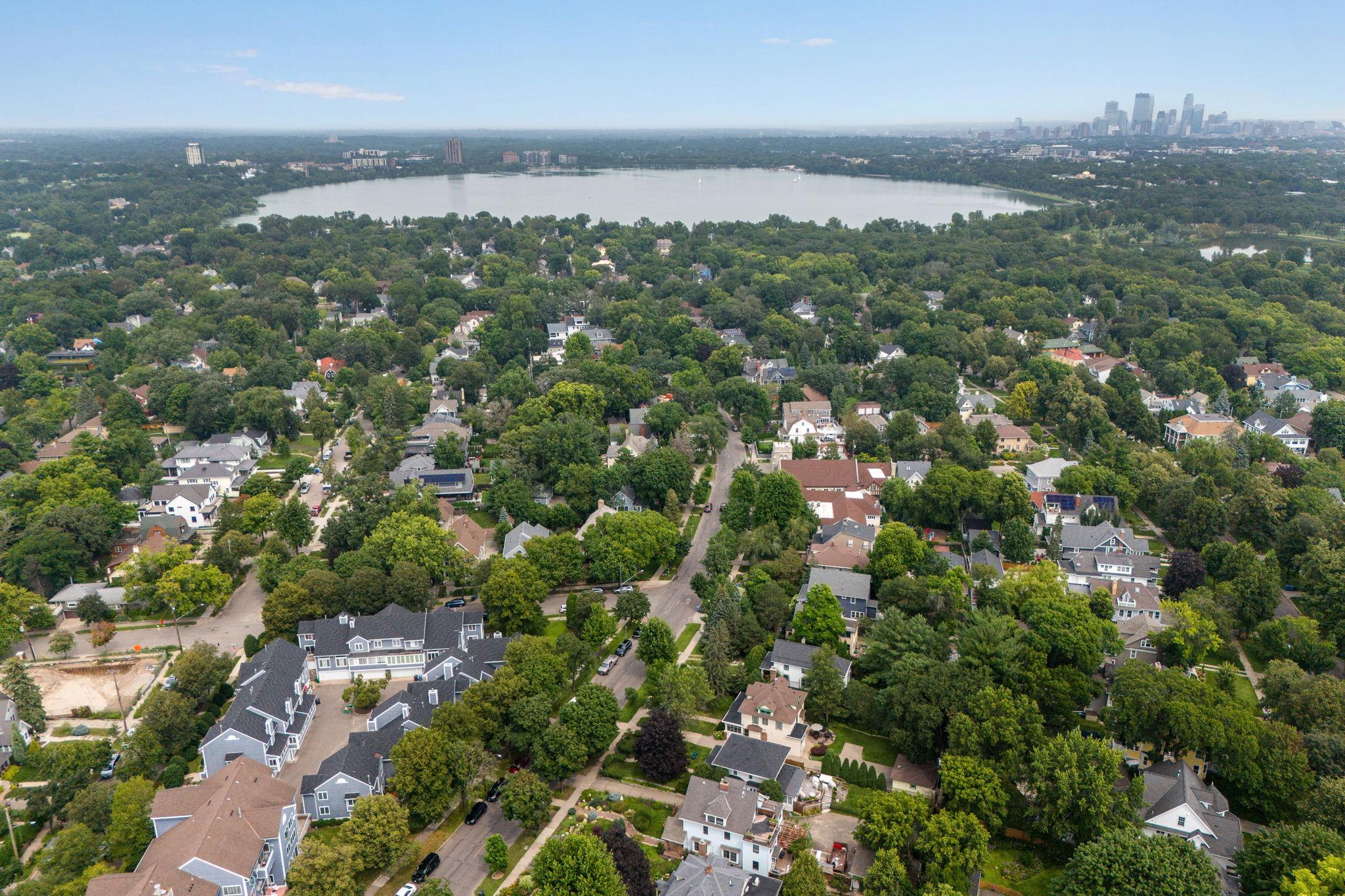 4232 Sheridan Avenue S