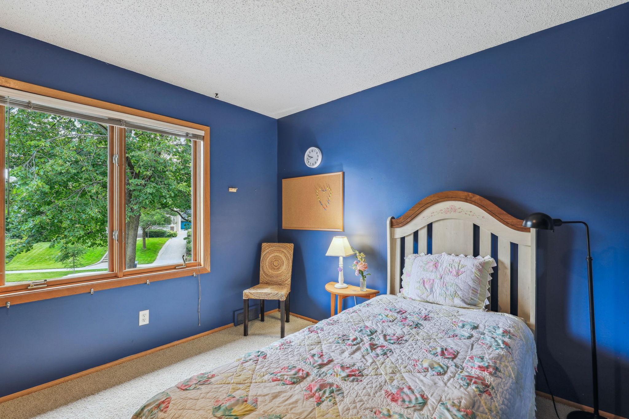 4232 Sheridan Avenue S