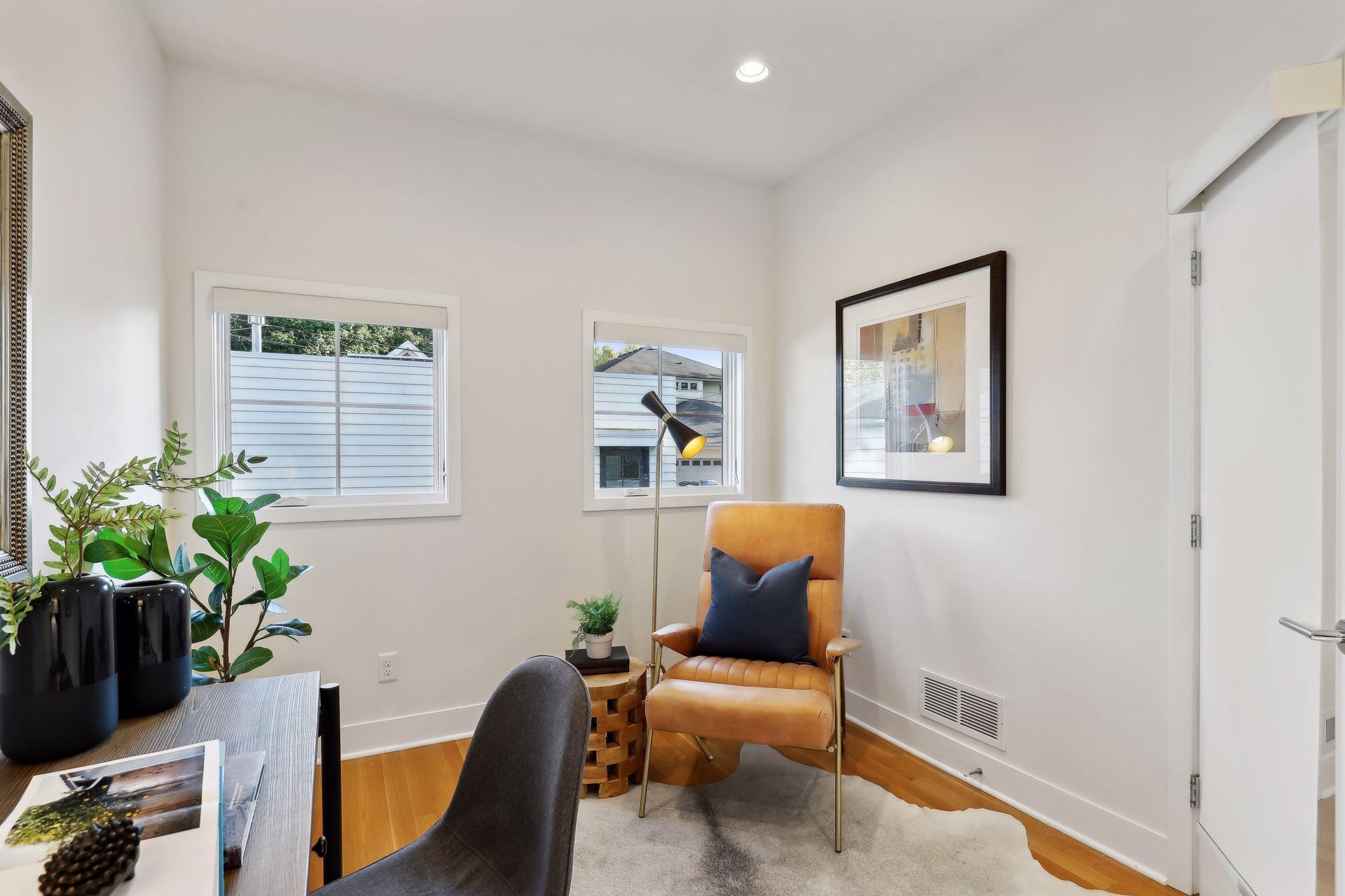 3433 Saint Paul Avenue