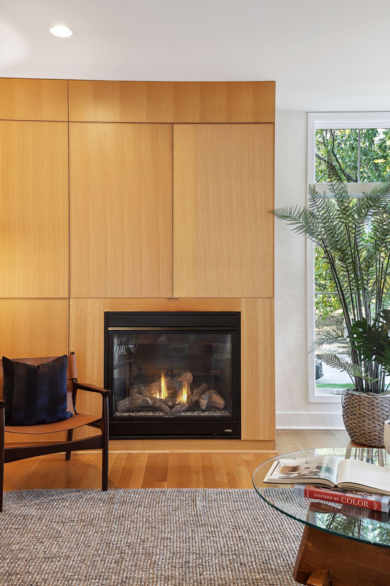 3433 Saint Paul Avenue