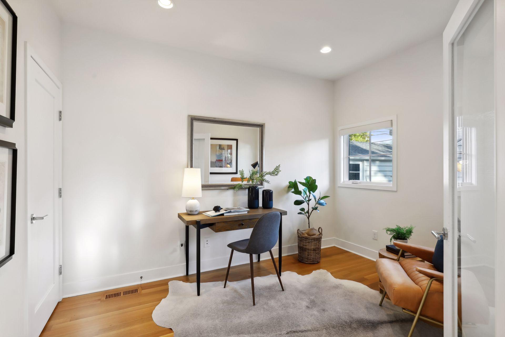 3433 Saint Paul Avenue