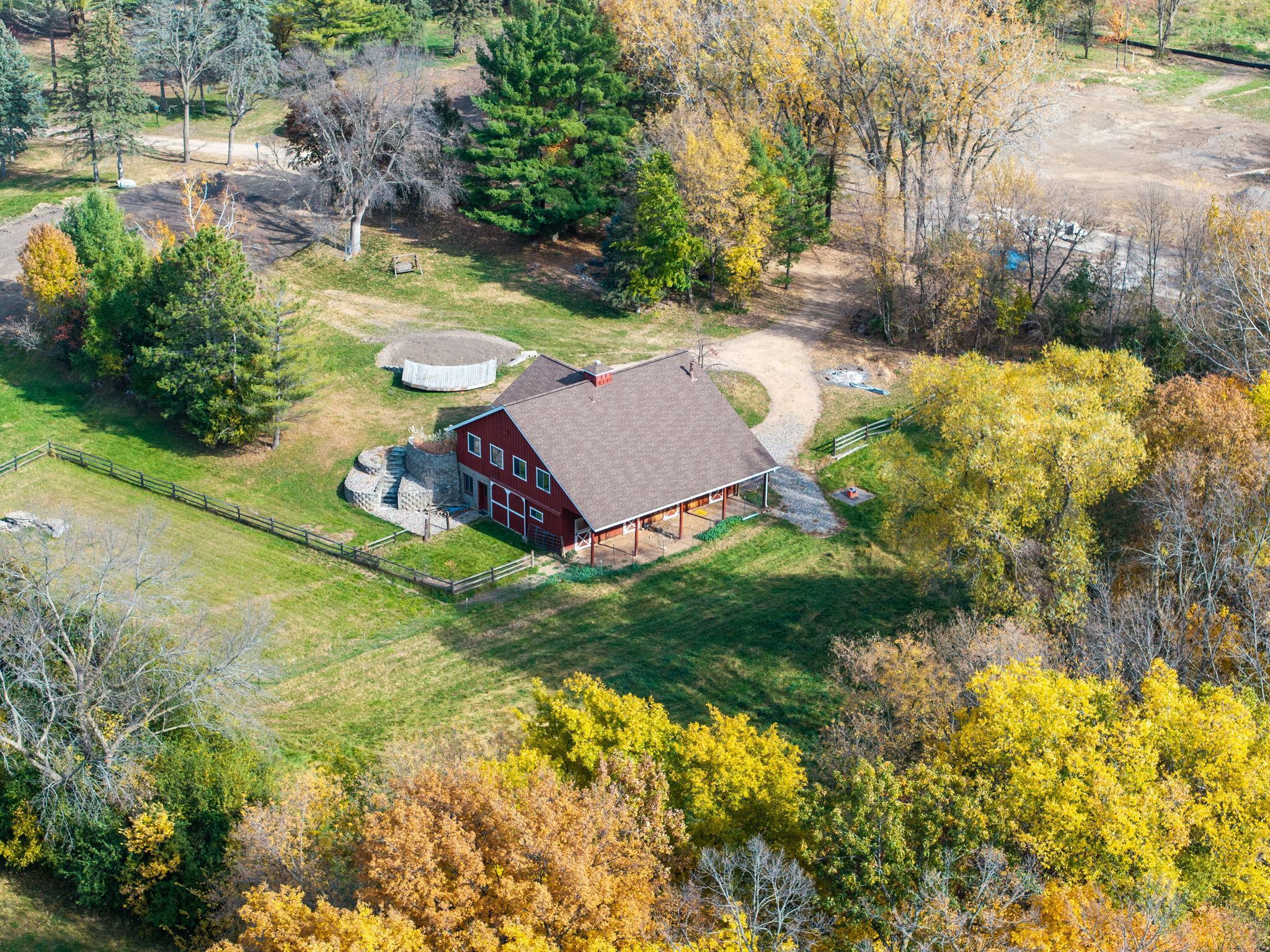 945 Honey Hill