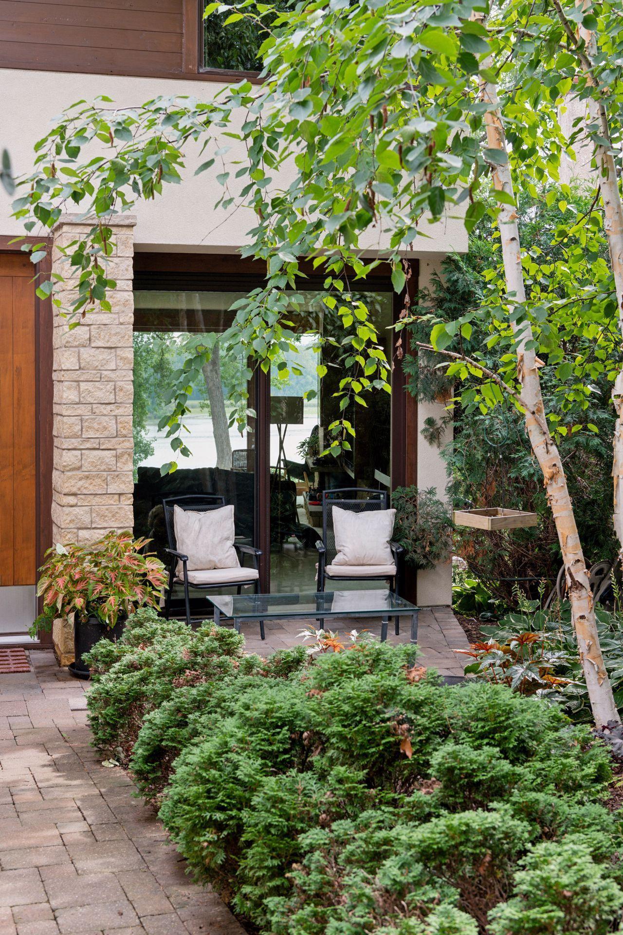 1918 Cedar Lake Parkway