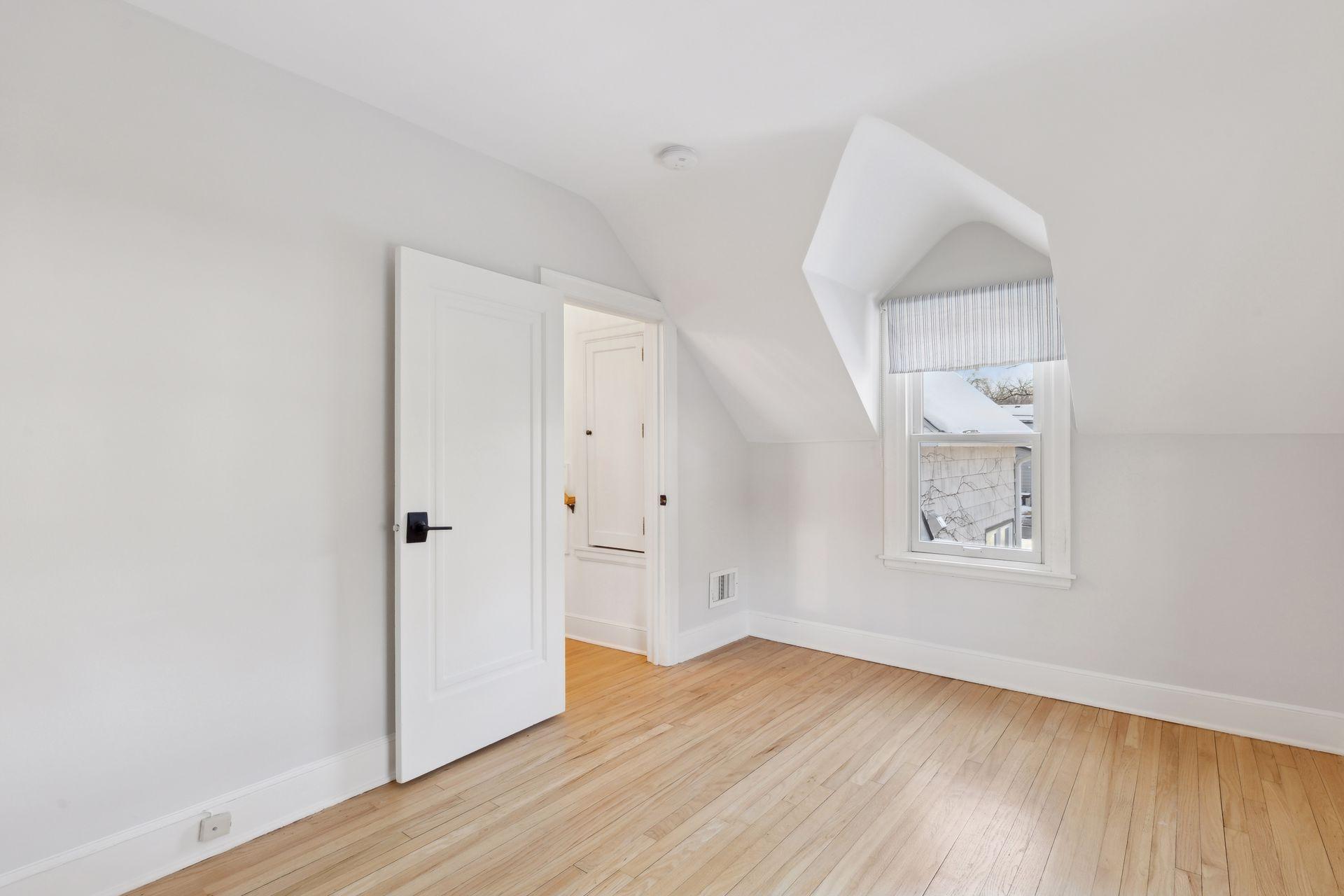 2716 Huntington Avenue