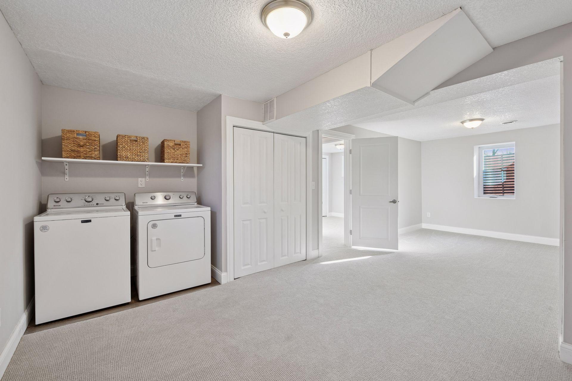 6291 Blue Jay Circle