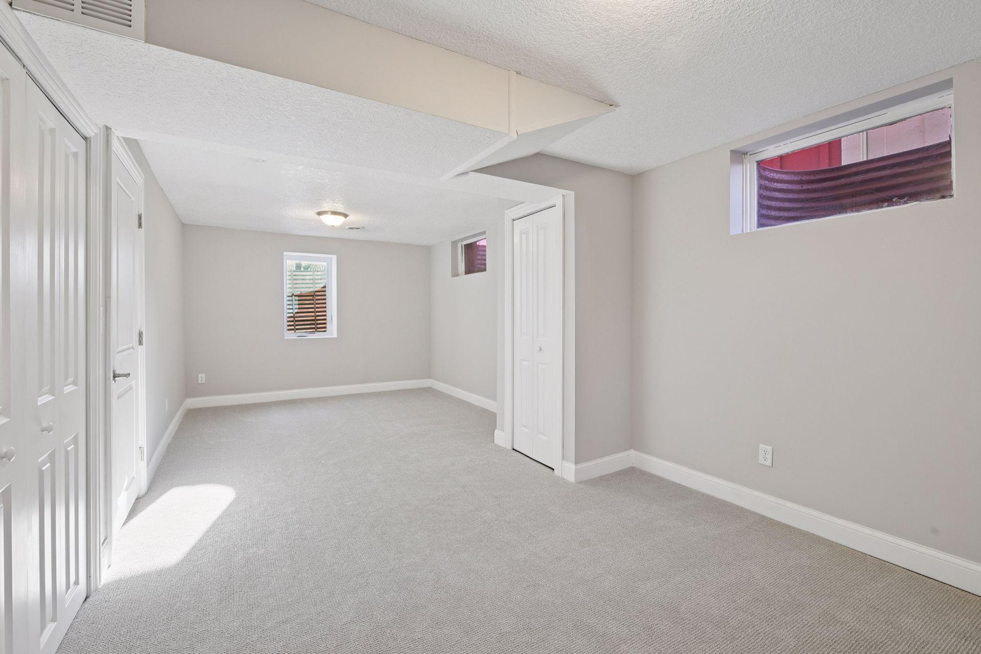 6291 Blue Jay Circle