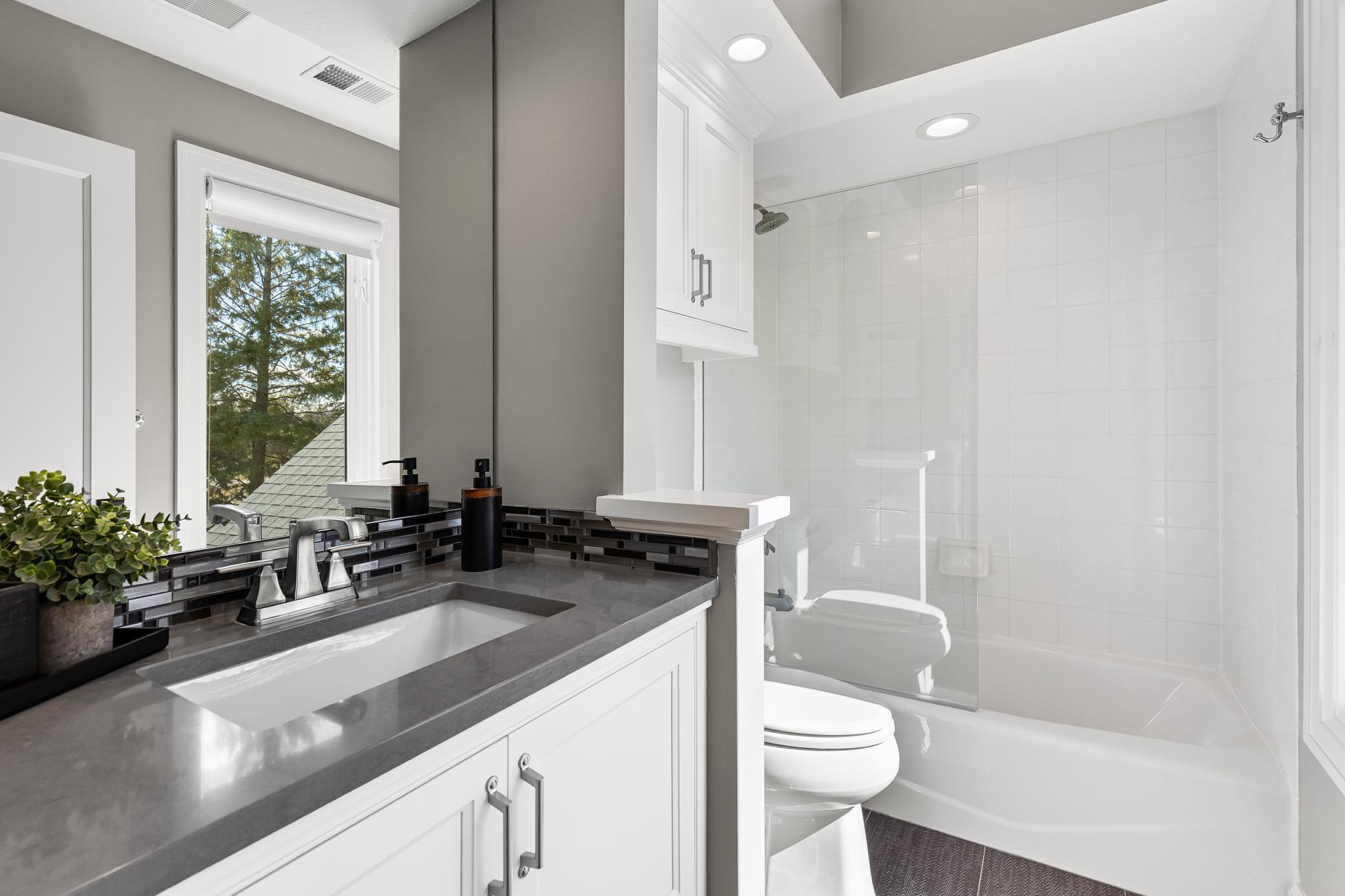 10072 Gristmill Ridge