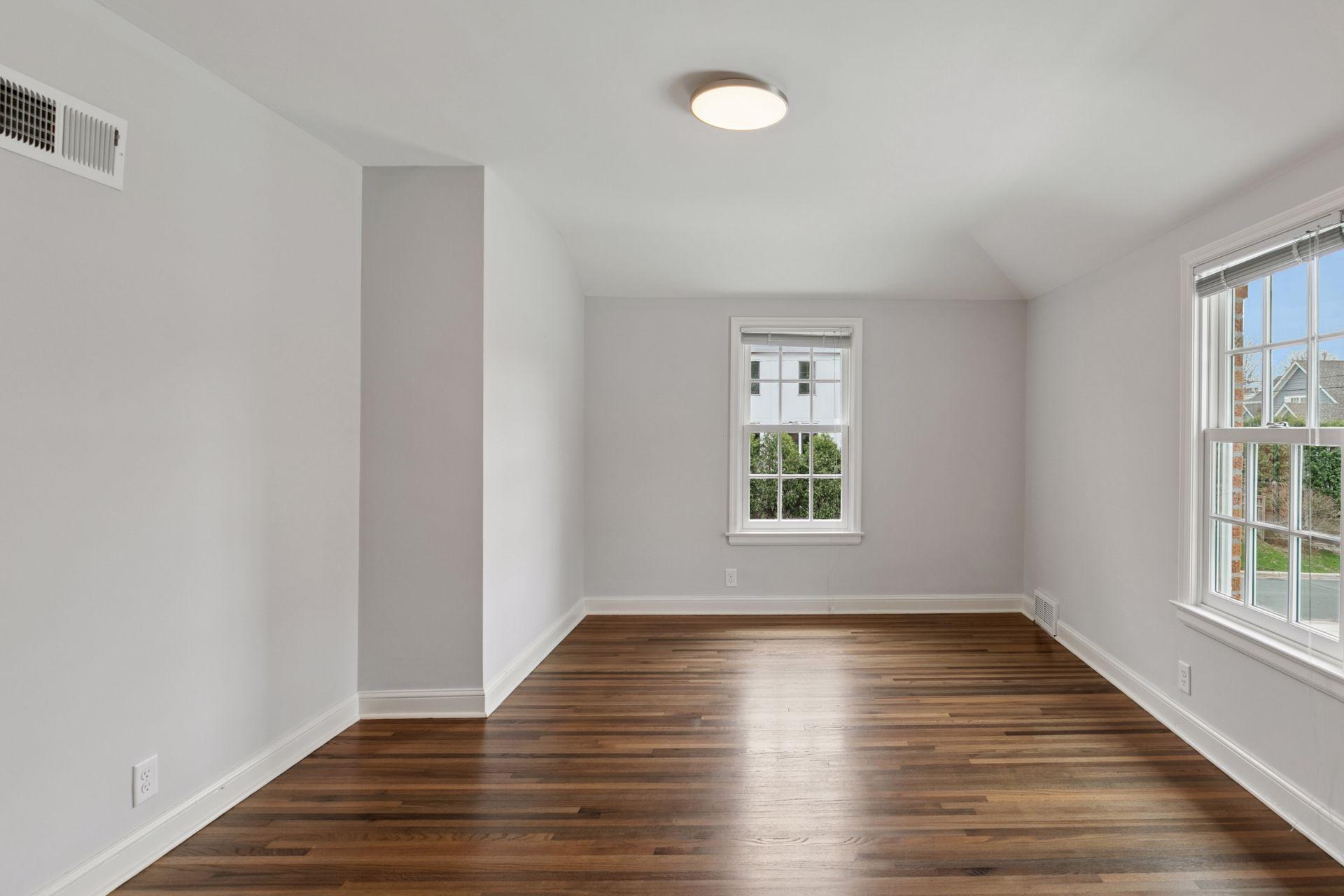 4701 Golf Terrace