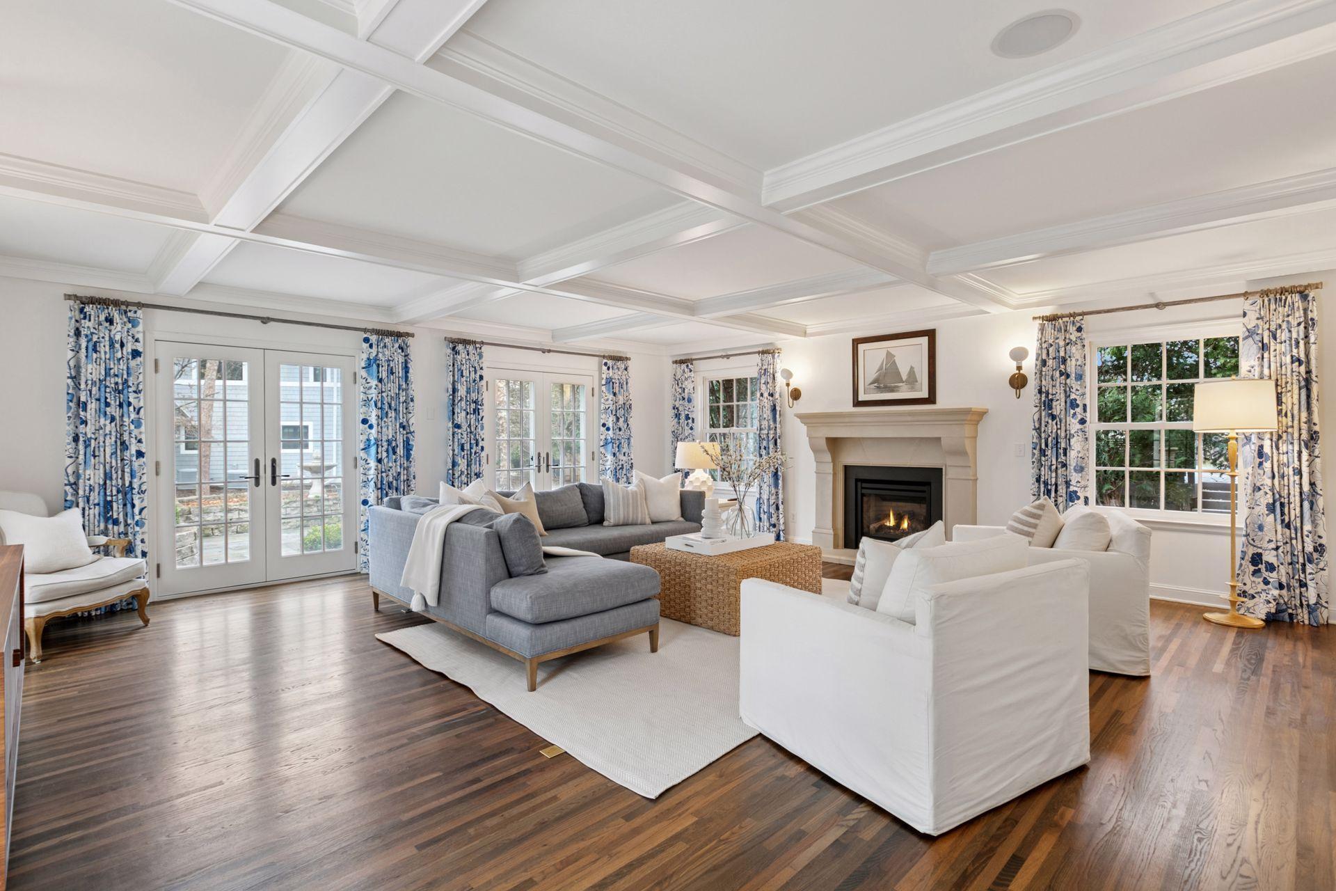 4701 Golf Terrace