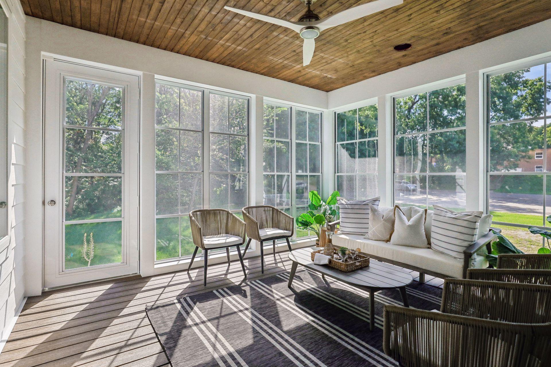 3525 Montgomerie Avenue