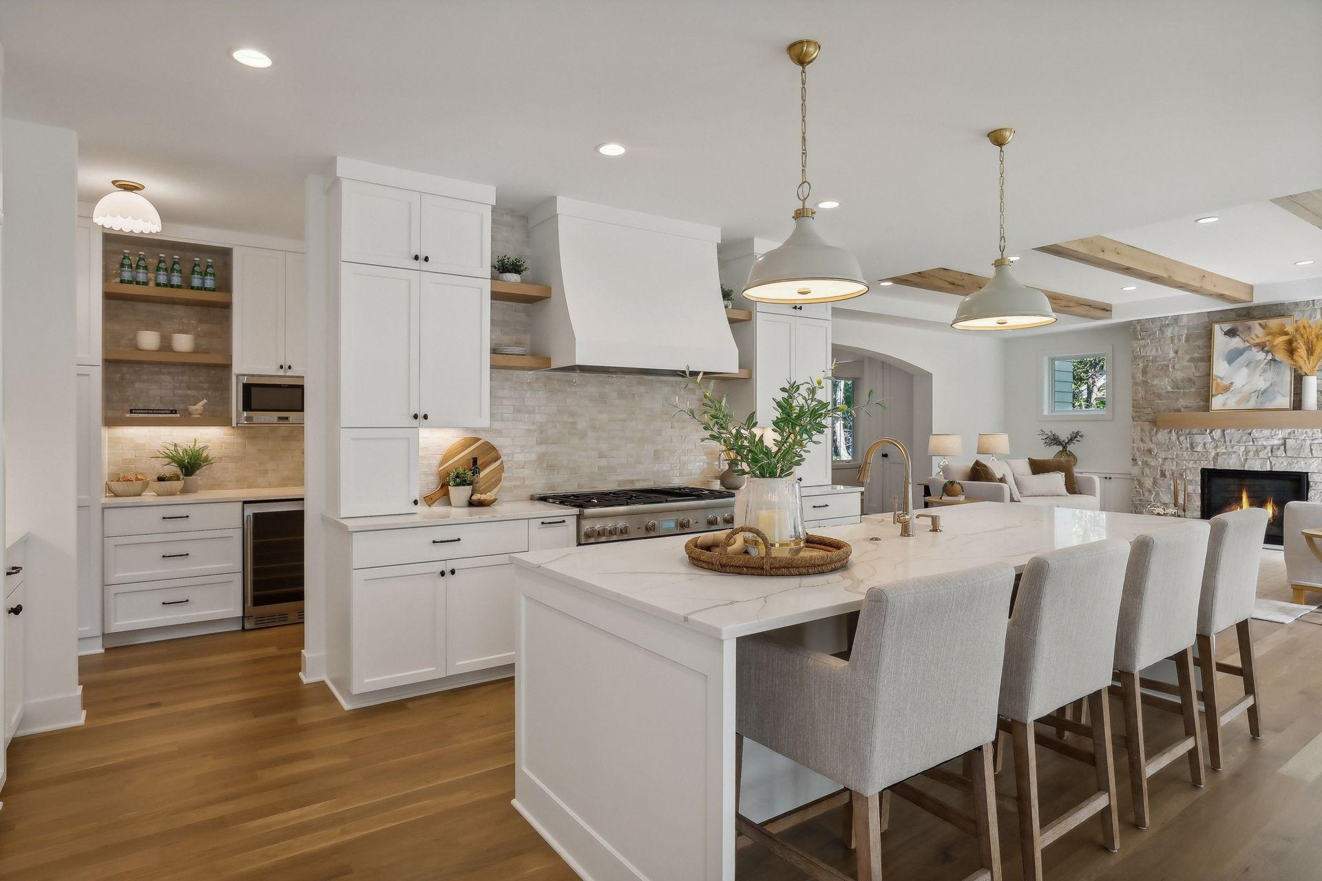 3525 Montgomerie Avenue