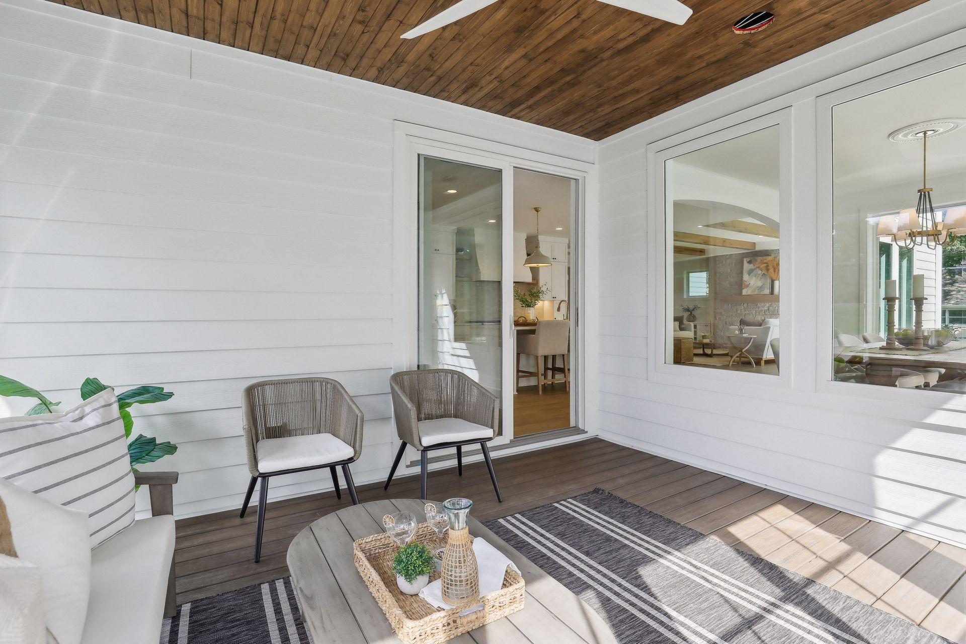 3525 Montgomerie Avenue