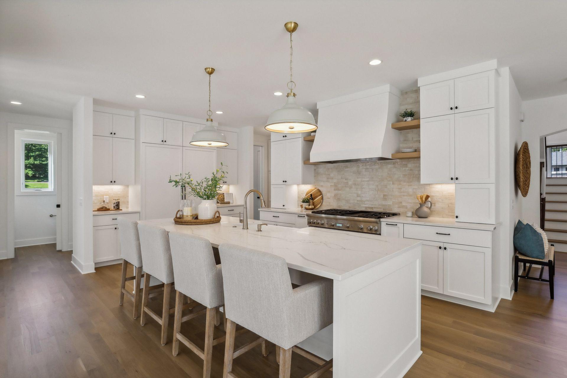 3525 Montgomerie Avenue