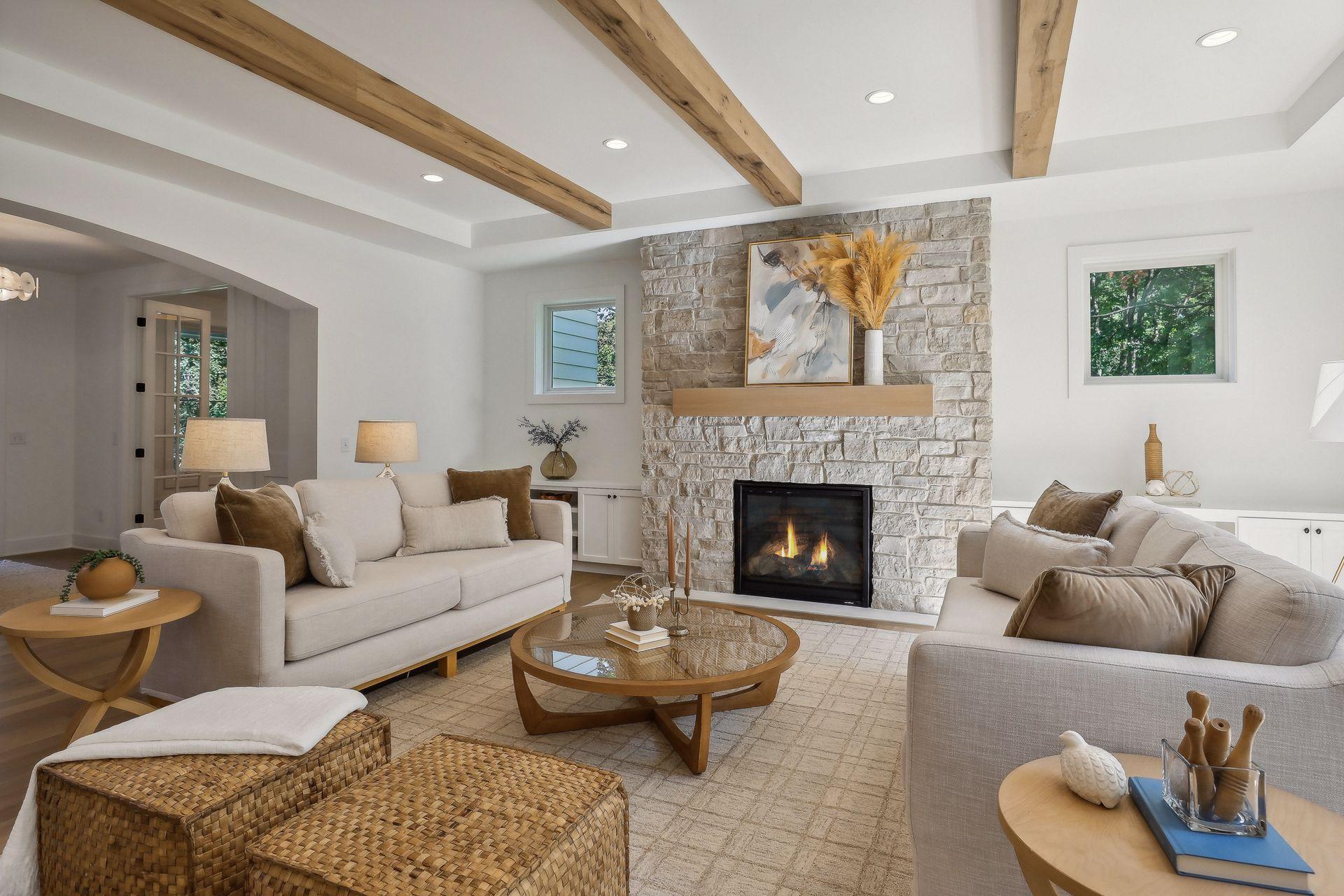 3525 Montgomerie Avenue