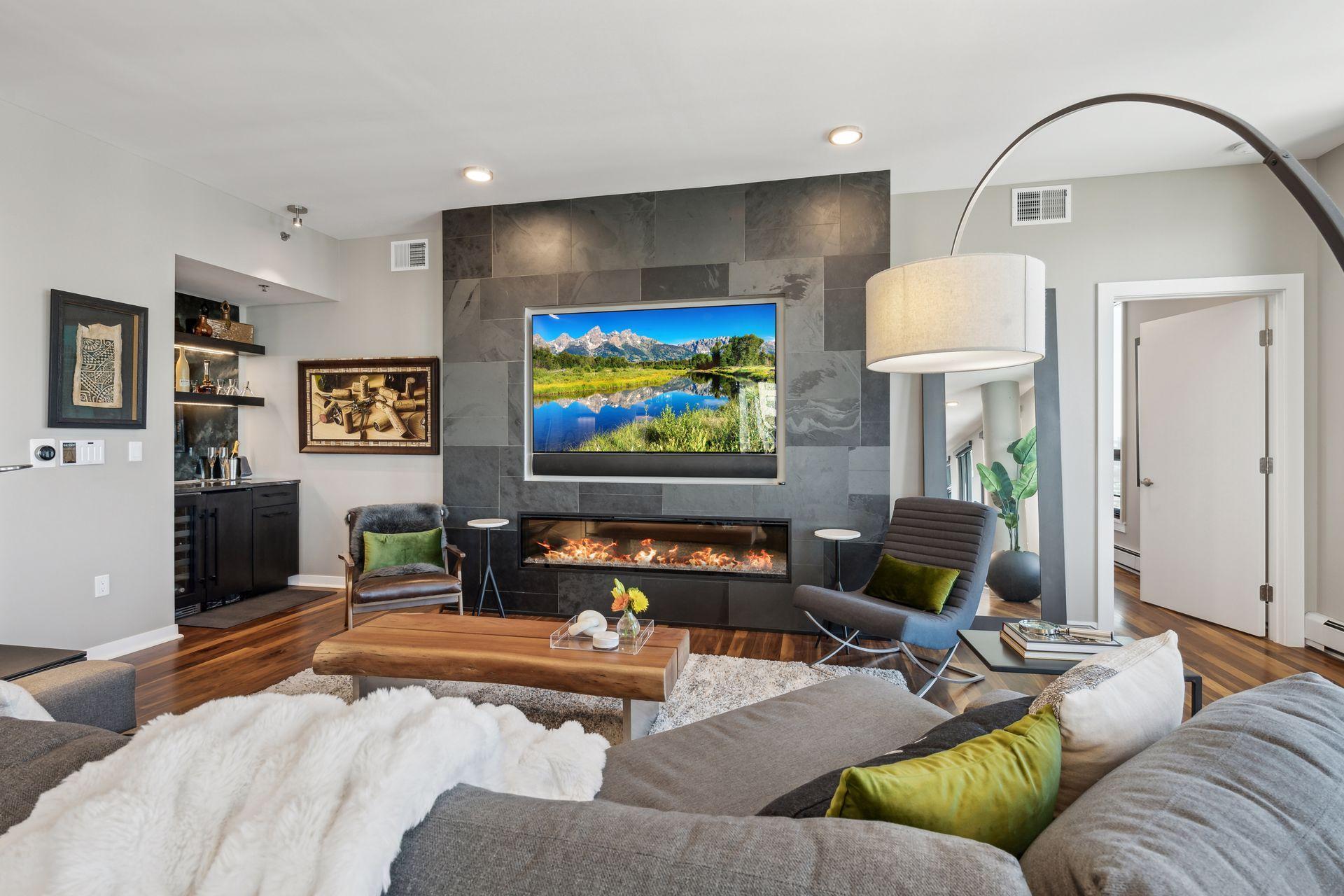 1240 S 2nd Street Unit: 1604