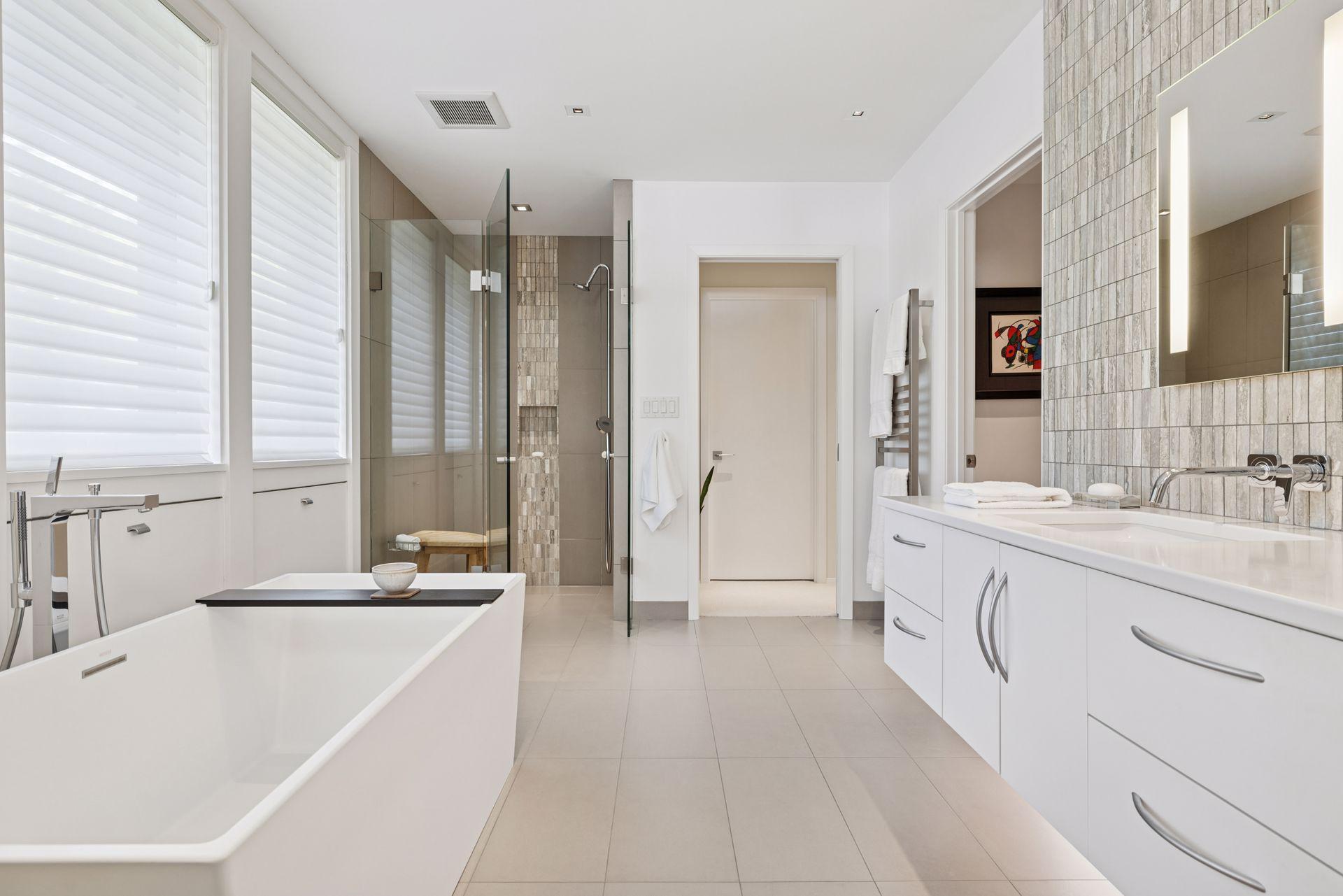 4801 E Sunnyslope Road