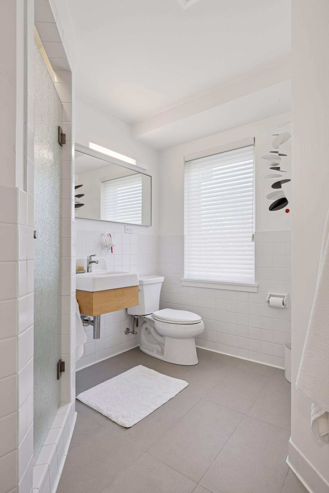 4801 E Sunnyslope Road